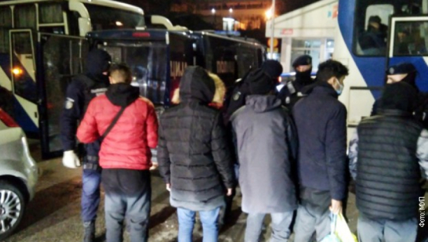 PRONAĐENI ILEGALNI MIGRANTI U autobusu za Beograd bilo ih je 28