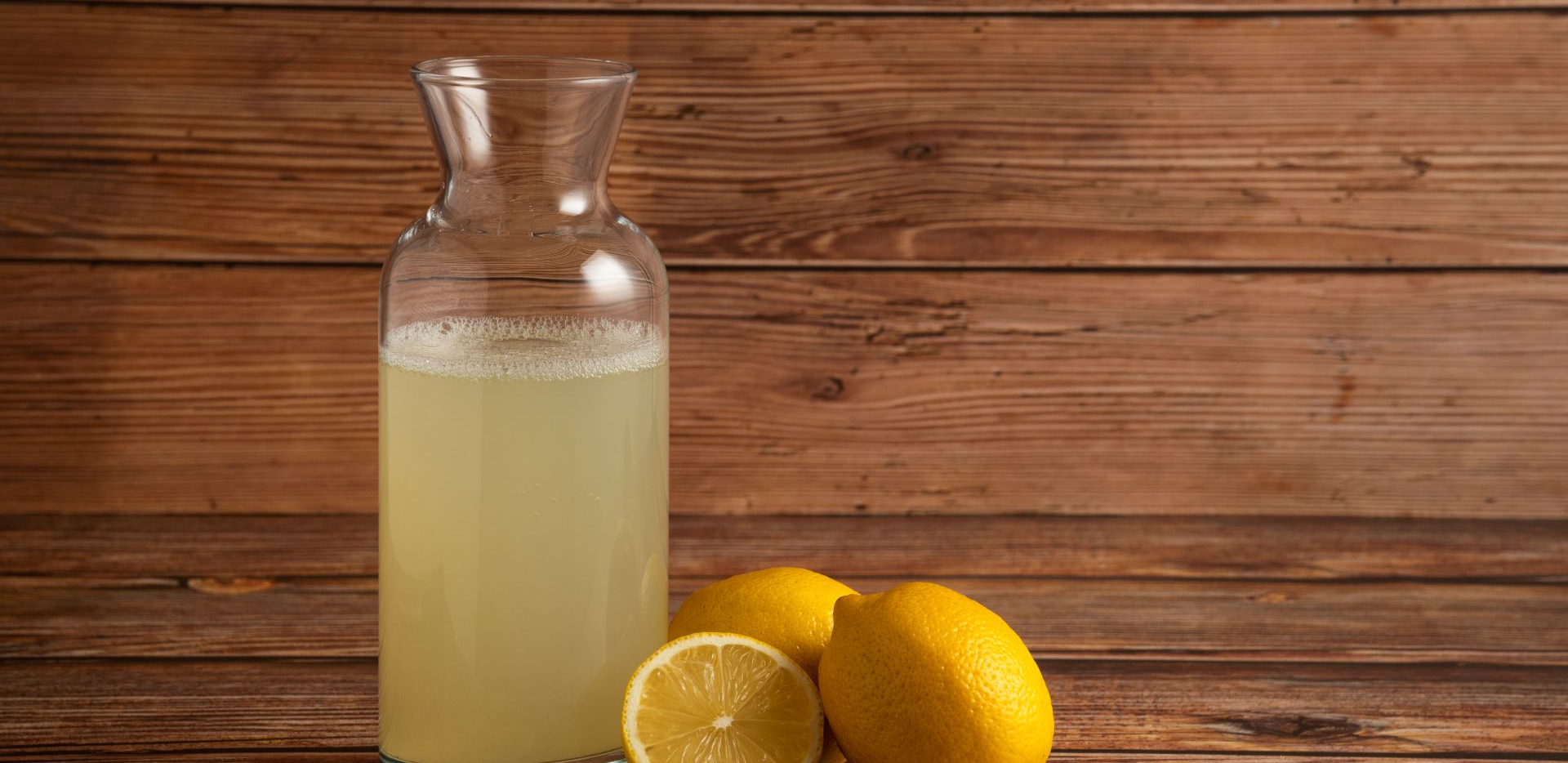 Reguliše krvni pritisak i poboljšava varenje: Započnite dan sa napitkom od limuna i cimeta