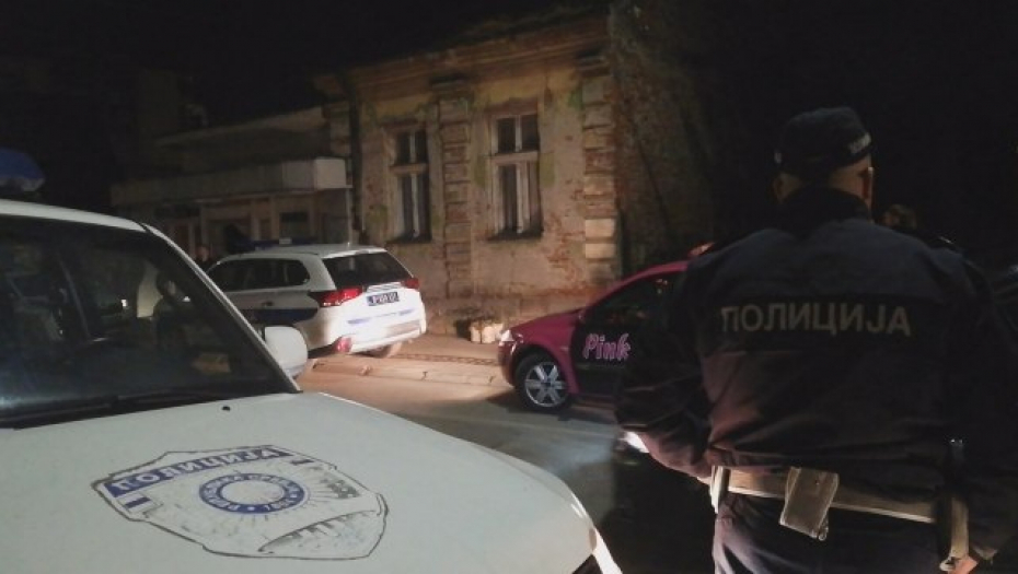 ISKLJUČENJE IZ SAOBRAĆAJA Policija zaustavila muškarca na Trgu Nikole Pašića, on vozio pod dejstvom kanabisa