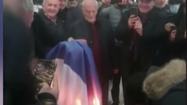 UHAPŠENI PIROMANI IZ TIRANE Odgovaraće zbog paljenja srpske zastave