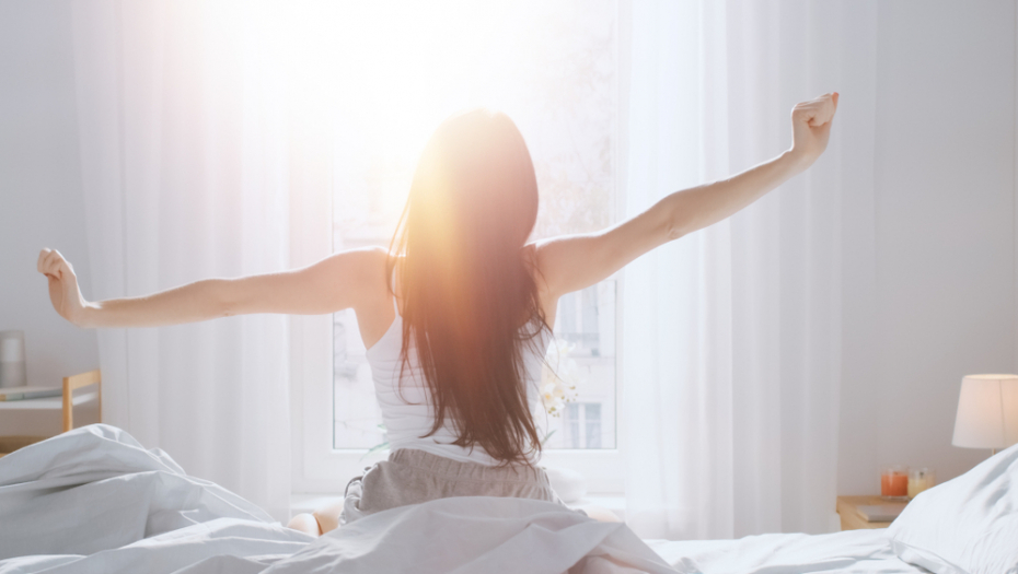 Nema ništa teže od buđenja zimi: Ovi trikovi će vam pomoći da lakše ustanete iz kreveta svakog jutra