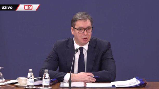 Vučić: Pozivam ljude na referendum, on nije partijski ni politički
