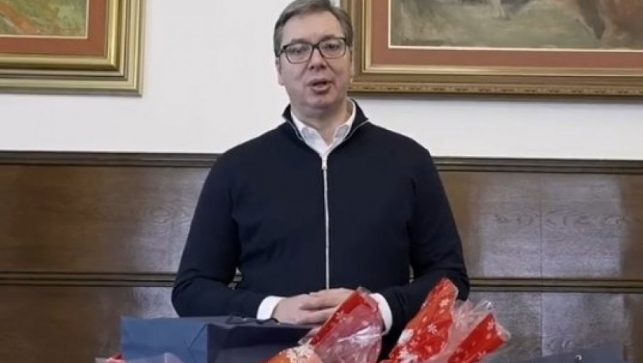 RADUJEM SE SUSRETU SA SRPSKOM DECOM SA BANIJE I KORDUNA Predsednik Vučić čestitao Badnji dan i Božić, paketići za mališane spremni (VIDEO)