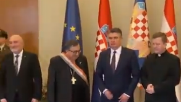 PRED KARDINALOM ZAKOPČAO ŠLIC I OBRISAO NOS Snimak Zorana Milanovića zgrozio sve (VIDEO)