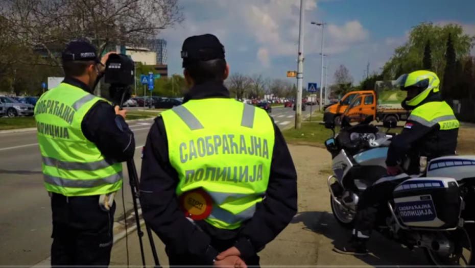 ČAČANSKA POLICIJA ISKLJUČILA DVOJICU VOZAČA IZ SAOBRAĆAJA Bahati, drogirani i za volanom "BMW-a i Audija