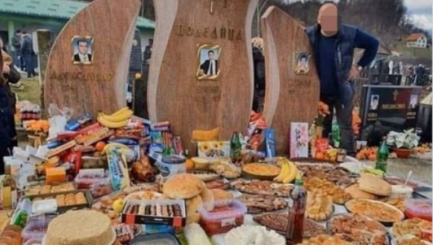 "DEDA JE VOLEO MOČU" Srbi su jedini narod koji jede na groblju, a ovaj običaj ima jako važno značenje