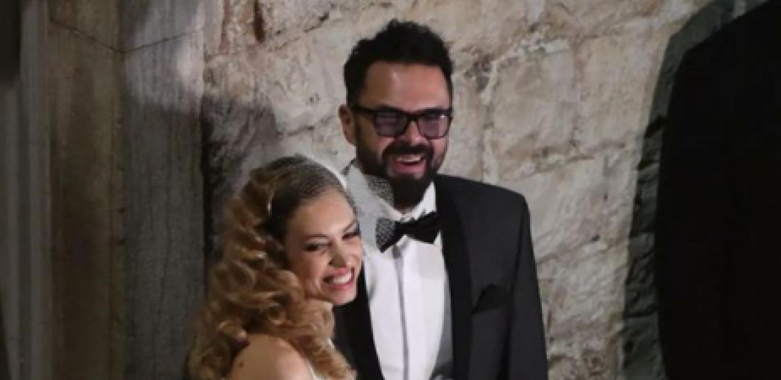 NISU USPELI BAŠ SVE DA SAKRIJU! Procurile dosad neviđene fotografije Hane Huljić sa glamuroznog venčanja! (FOTO)