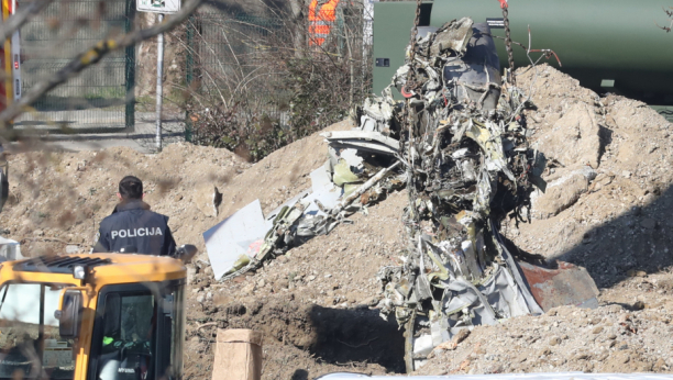 HRVATSKI MINISTAR ODBRANE: Uz letelicu koja je pala u Zagrebu pronađeni delovi avio-bombe (FOTO)