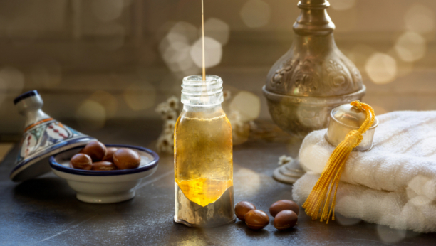 Čini čuda: Iskoristite arganovo ulje za rast obrva