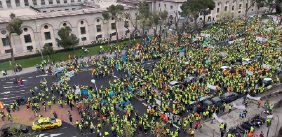 PROTEST U MADRIDU Hiljade ljudi izašlo na ulice zbog poskupljenja goriva!