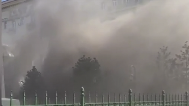 VANREDNA SITUACIJA U MOSKVI Veliki požar guta deo grada, Tverski trg prekriven dimom (VIDEO)