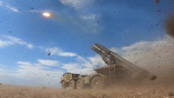 POGINULE NAJMANJE TRI OSOBE, UKLJUČUJUĆI JEDNO DETE Ukrajinski raketni napad u Donjecku