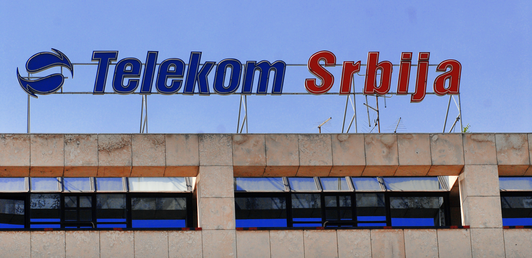 PRIŠTINA KRŠI SVA NAČELA VLADAVINE PRAVA Sada je na udaru Telekom, sutra će biti neka druga kompanija