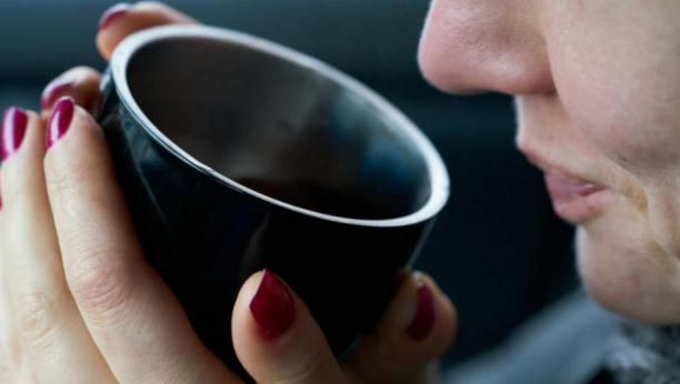 Pomoć kod kardiovaskularnih problema: Čaj od gloga