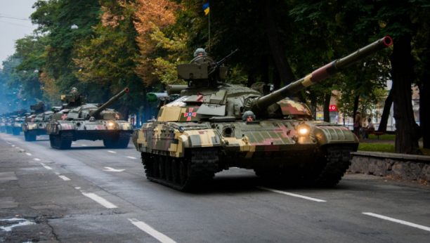 OBAVLJEN VAŽAN RAZGOVOR ZA ŠVEDSKIM GENERALOM Kijev ima novi plaz za naoružanje