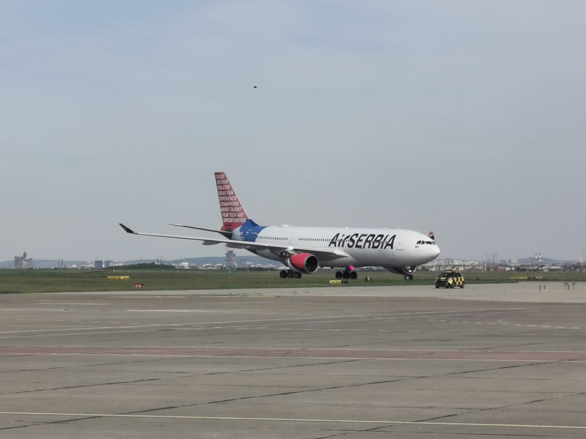 SIGURAN LET Nacionalna avio-kompanija zadržala redovnost letova  Er Srbija odoleva haotičnoj situaciji u avio-saobraćaju