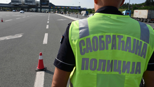 BAHATA I NASILNIČKA VOŽNJA Državljanin Nemačke vozio preko 250 na auto-putu, zaustavljen pa priveden