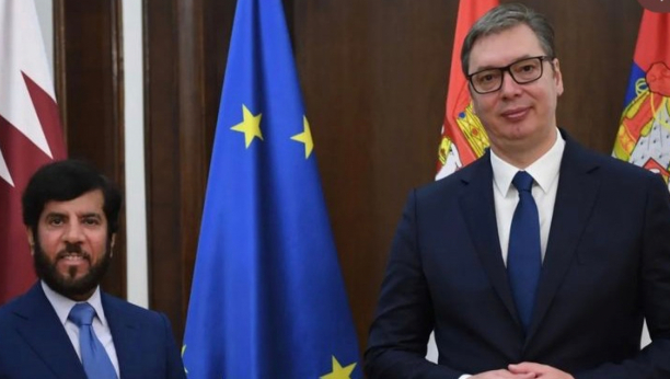 POSTOJI OBOSTRANI INTERES ZA UNAPREĐENJE SARADNJE Prijateljski razgovor Vučića i ambasadora Katara (FOTO)