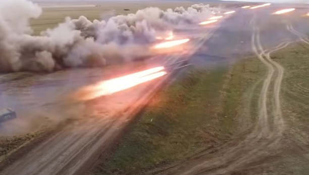 UKRAJINA IZVELA ŽESTOK UDAR NA LUČKI GRAD Ispaljeno 15 smrtonosnih projektila, Rusi objavili šta je pogođeno!