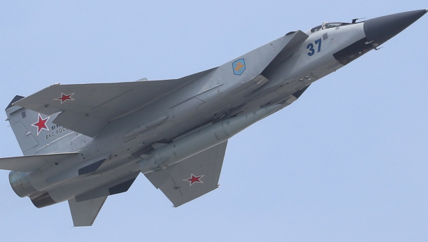 BRITANCI PROVOCIRAJU RAT SA RUSIJOM Špijunski avion je ušao u ruski vazdušni prostor, ali ga je MiG 31 oterao