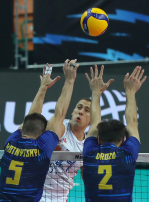 ODBOJKAŠI SIGURNI NA PREMIJERI Srbija ubedljivo pobedila Ukrajinu na startu Svetskog prvenstva