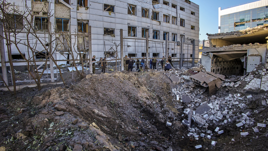 URUŠAVA SE ISTOČNI FRONT Kijev naredio hitnu evakuaciju iz 53 mesta