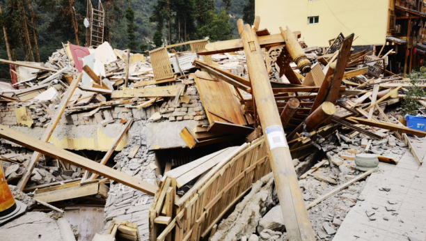 TRAJALO JE 17 DANA Muškarac spasen nakon uporne potrage posle zemljotresa