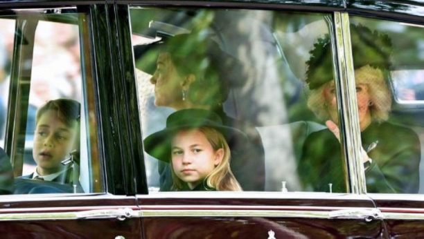 LEJDI DAJANA BI BILA PONOSNA Princeza Šarlot na sahrani privukla pažnju, jedan detalj svi komentarišu