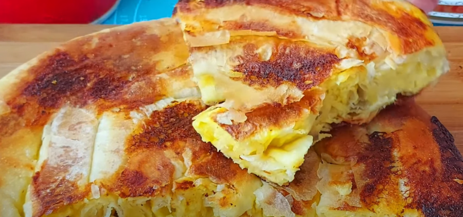 SAVRŠEN DORUČAK ZA CELU PORODICU Pita od sira i griza po baka Jelinom receptu (VIDEO)