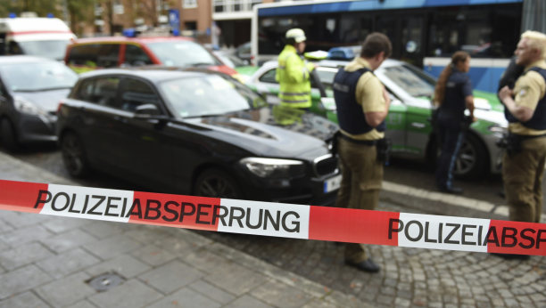 SRPKINJA ZAPALILA ZGRADU SUDA Pobegla od nemačke policije