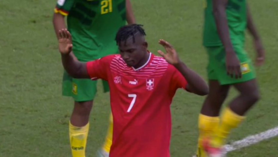IZ JEDINE ŠANSE Pao prvi gol u našoj grupi, Šaćiri odradio veliki posao, strelac nije slavio (VIDEO)
