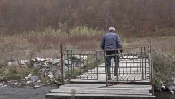 DALJE NEĆEŠ PROĆI! Prizor kod Ivanjice je toliko neverovatan da se ljudi krste kada vide!