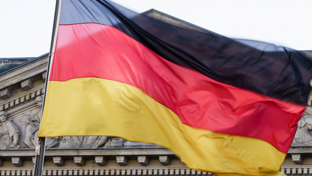 NAJVEĆA EVROPSKA EKONOMIJA BLIZU RECESIJE Nemačka privreda nastavlja pad