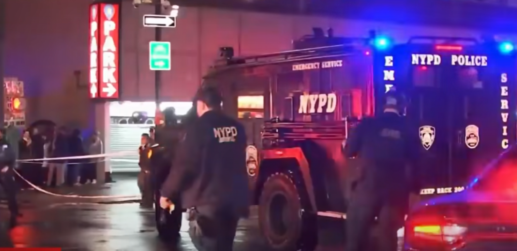 MAČETOM NASRNUO NA POLICIJU! Američki medij otkrio motiv jezivog napada u novogodišnoj noći u Njujorku