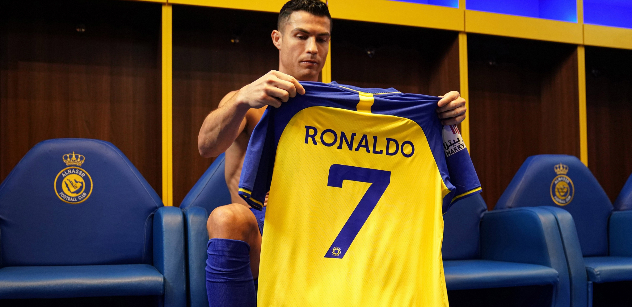 PORTUGALAC NASTAVLJA DA POMERA GRANICE Ronaldo najplaćeniji sportista sveta