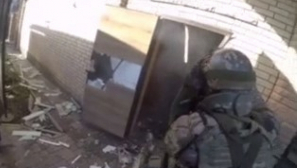 TAKTIČKA CEV Ruske jurišne jedinice sprovele plan na frontu, Ukrajincima prišli gde su ih najmanje očekivali (VIDEO)