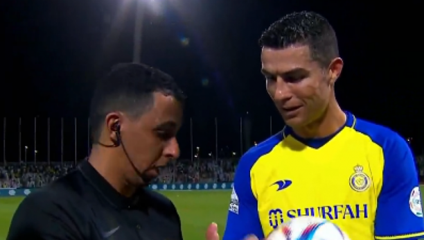 NIJE ZNAO GDE SE NALAZI Ronaldo dao četiri gola, pa prišao sudiji - Kristijanov zahtev ga je ostavio u šoku (VIDEO)