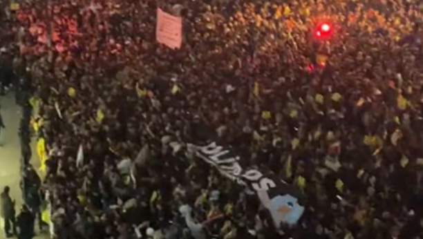 POTPUNI HAOS U VALENSIJI Klub pred ispadanjem, navijači protestuju protiv uprave i vlasnika (VIDEO)