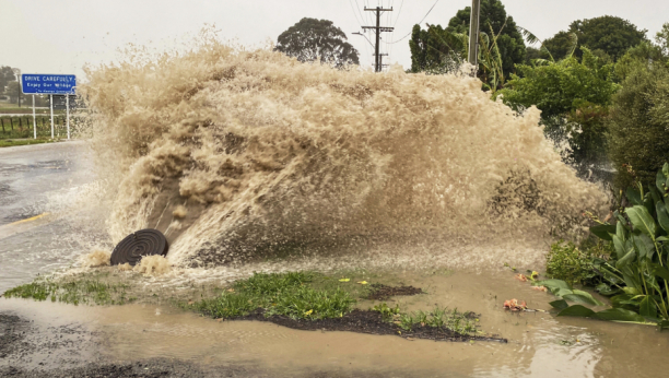 "GABRIJEL" ODNEO 11 ŽIVOTA U razornoj oluji na Novom Zelandu više od 2.200 ljudi se vodi kao nestalo (FOTO/VIDEO)