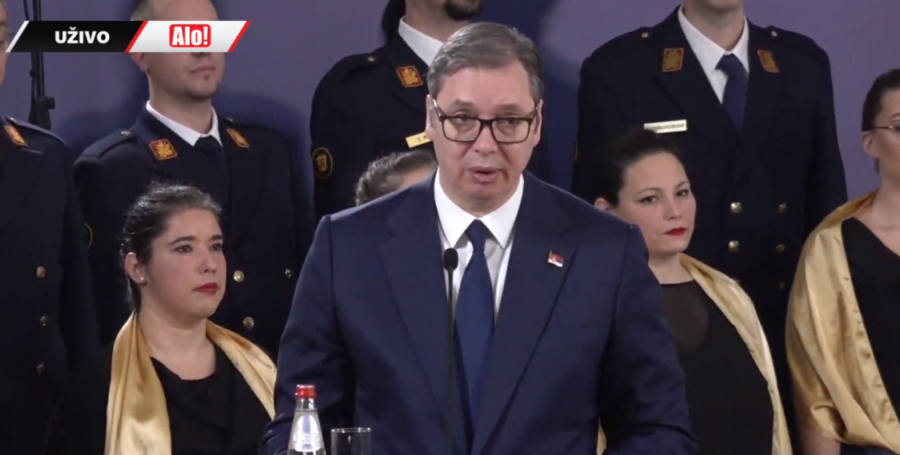 VUČIĆ U PREDSEDNIŠTVU SA ZASLUŽNIM GRAĐANIMA Predsednik uručio odlikovanja povodom Dana državnosti Srbije (VIDEO)
