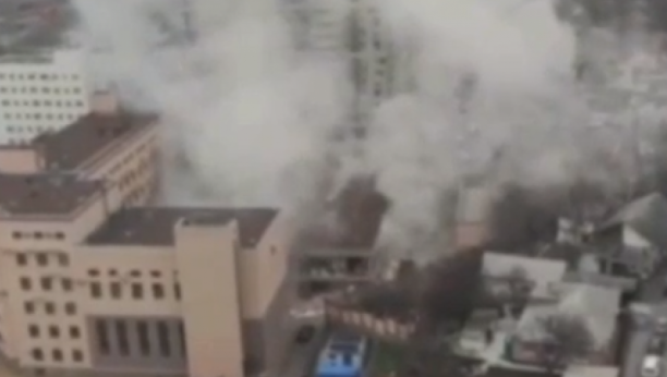GORI ZGRADA RUSKE FSB Snažna eksplozija u Rostovu, drama na ulicama (VIDEO)