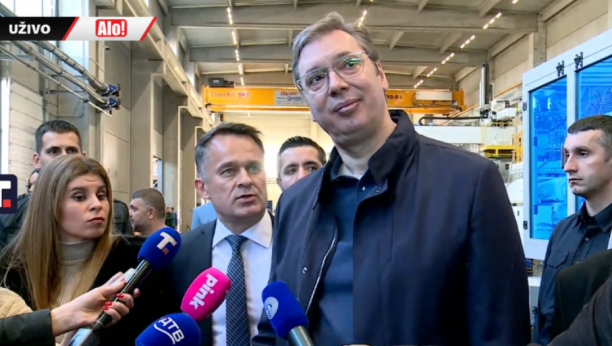 FENOMENALNO Predsednik Vučić dobio poklon o kom cela Srbija priča! (FOTO)