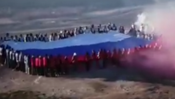 VIJORI SE TROBOJKA Krim slavi devetogodišnjicu prisajedinjenja Rusiji (VIDEO)