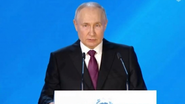 "U SVETU JE U TOKU PROCES DEDOLARIZACIJE": Putin se putem video-linka obratio na samitu BRIKS-a u Južnoj Africi i poslao jasnu poruku