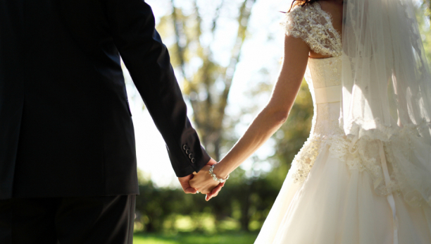 Mladi parovi misle da je sada venčanje preskupo, ovo su saveti za uštedu