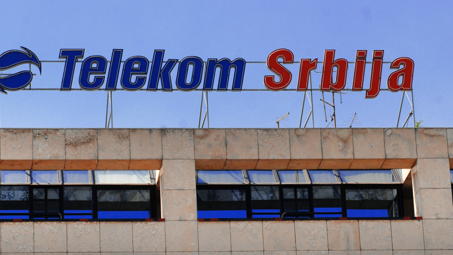 CRNO NA BELO! Evo zašto je Šolak toliko pobesneo: Telekom uspeh do uspeha, Junajted grupa propada!