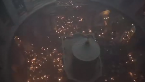 Sišao Blagodatni oganj u Jerusalimu (VIDEO)