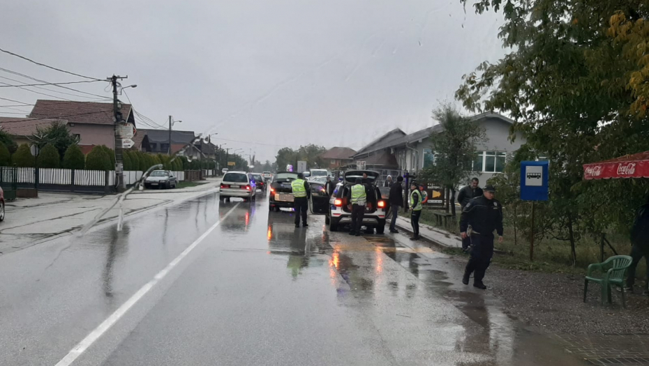 SAOBRAĆAJNA NESREĆA U NOVOM PAZARU Sudarili se taksi i ''škoda'', ima povređenih