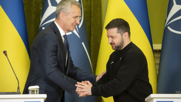 NEMCI ZABIJAJU NOŽ U LEĐA ZELENSKOM "Berlin će insistirati na odlaganju članstva Ukrajine u NATO"