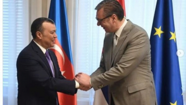 "ODLIČAN RAZGOVOR SA DOKAZANIM PRIJATELJIMA SRBIJE" Vučić se sastao sa azerbejdžanskim ministrom Babajevim (FOTO)